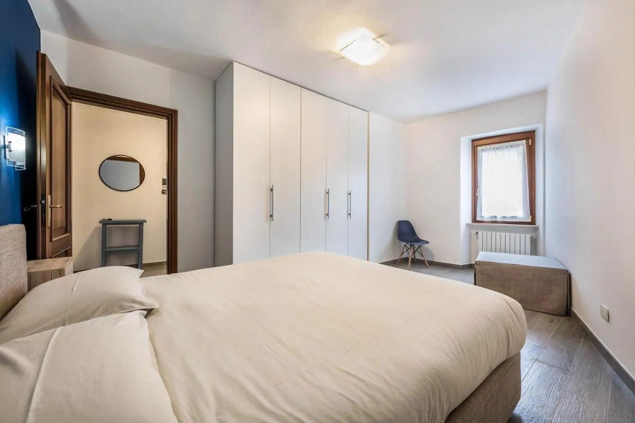 La Finestra Sul Borgo Apartment San Felice del Benaco
